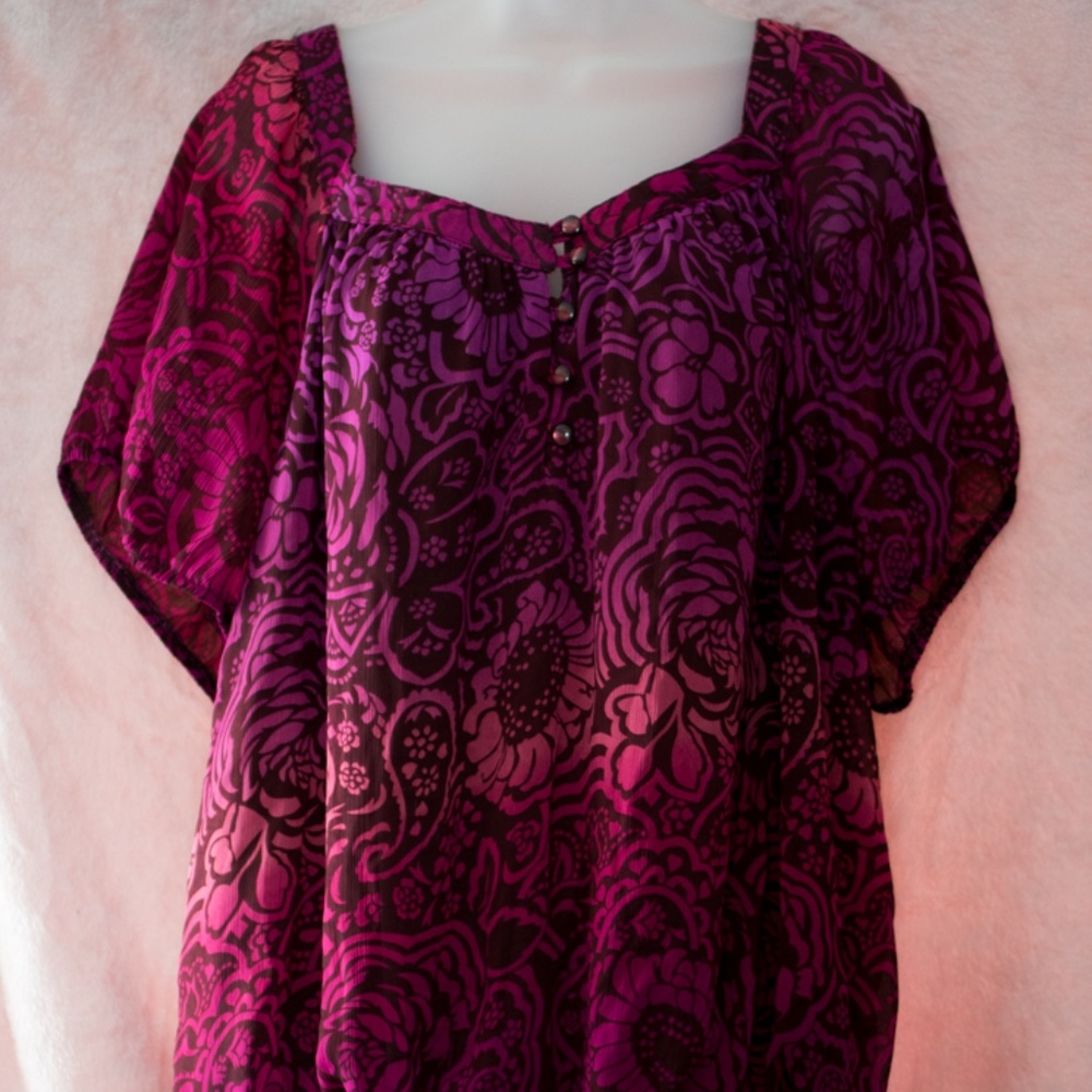 Floral Patterned Blouse - Picture 2 of 8